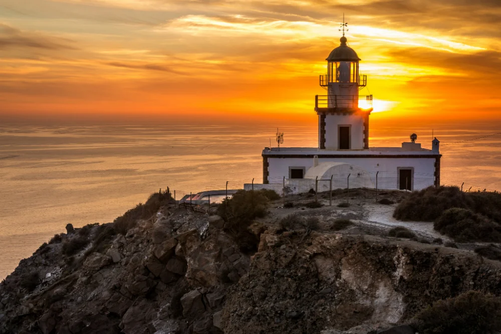 Lighthouse in Akrotiri Santorini 1000 (1).jpg