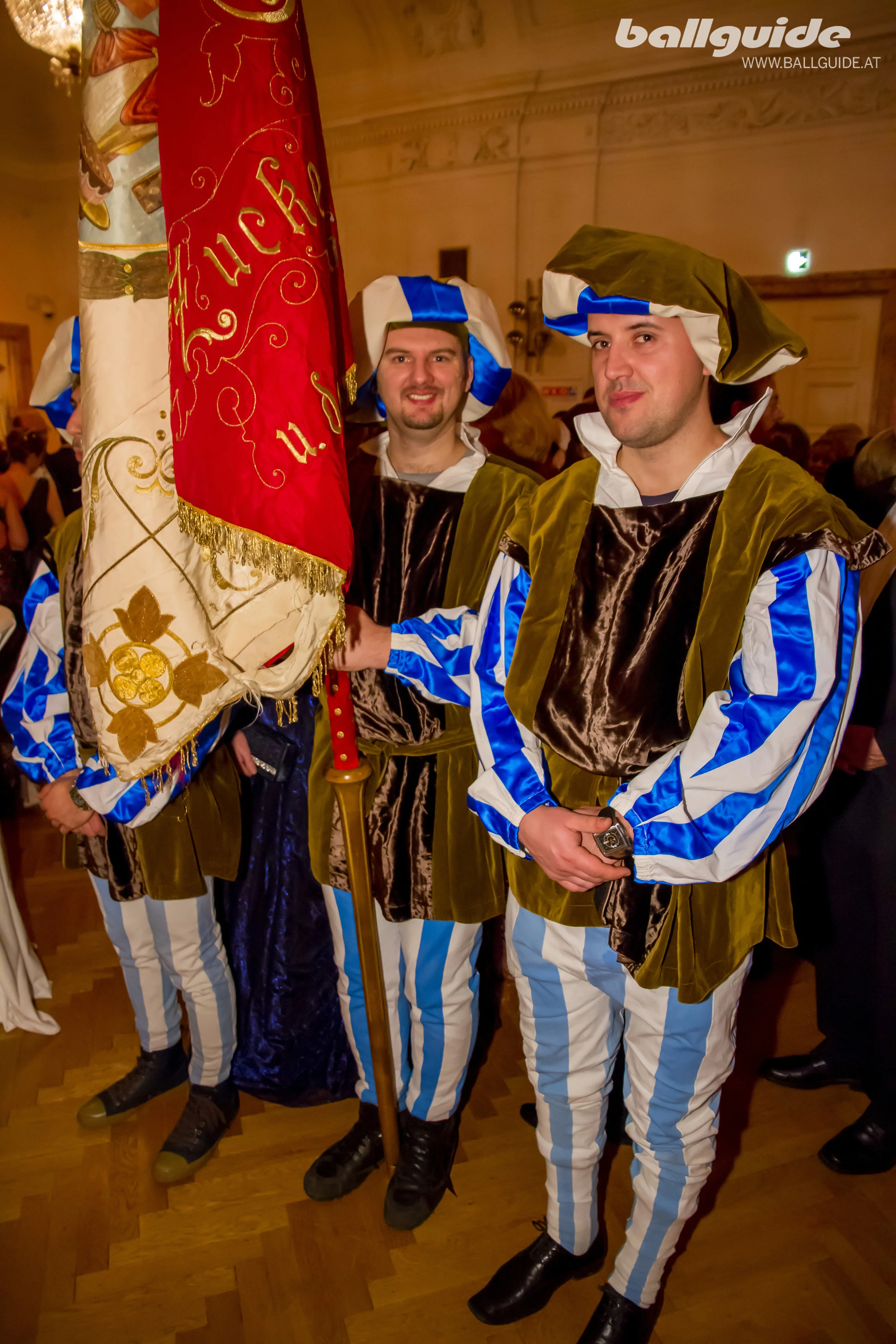 ZBBx2014xBALLGUIDEx092.jpg