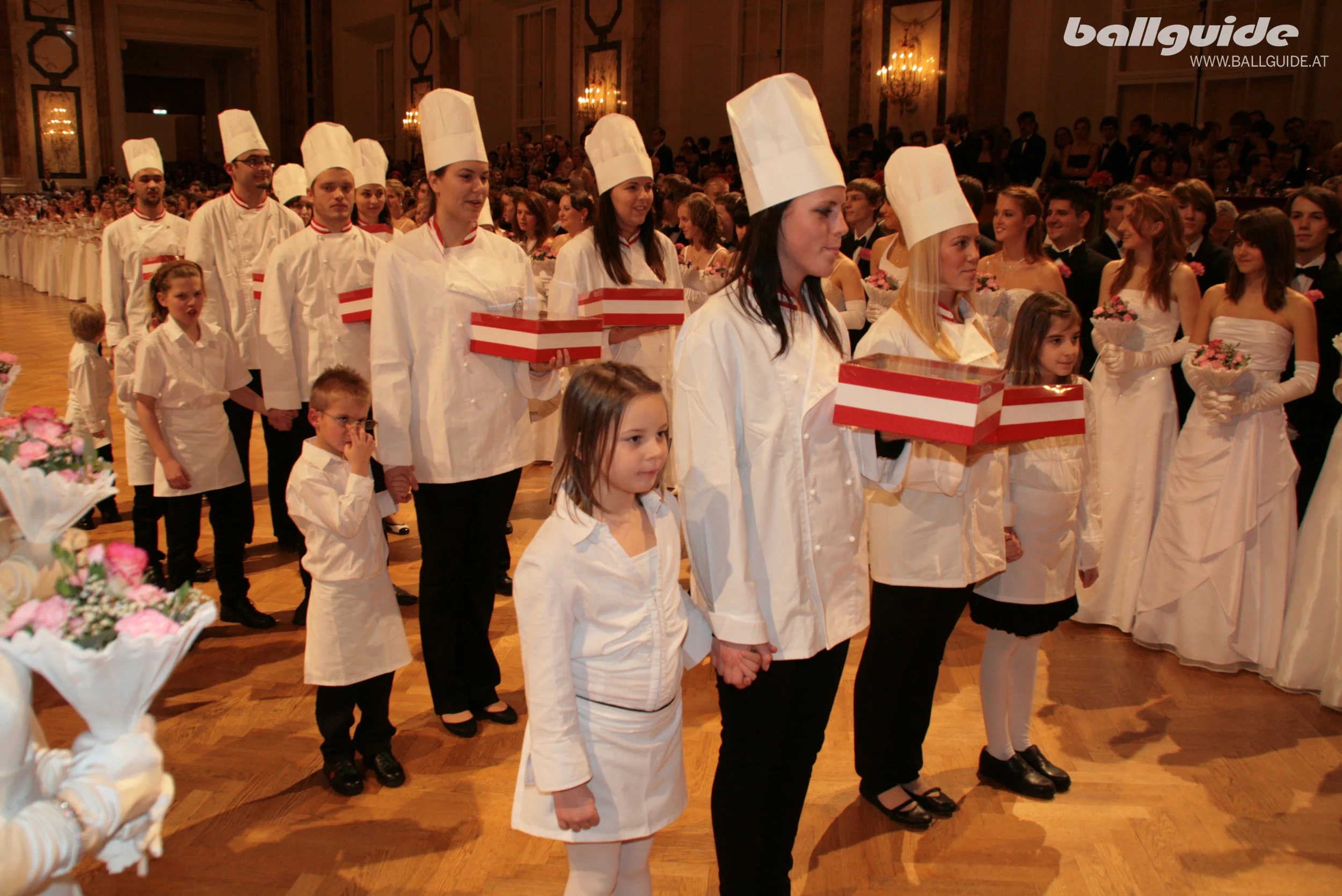 ZBBx2011xBALLGUIDEx238.jpg