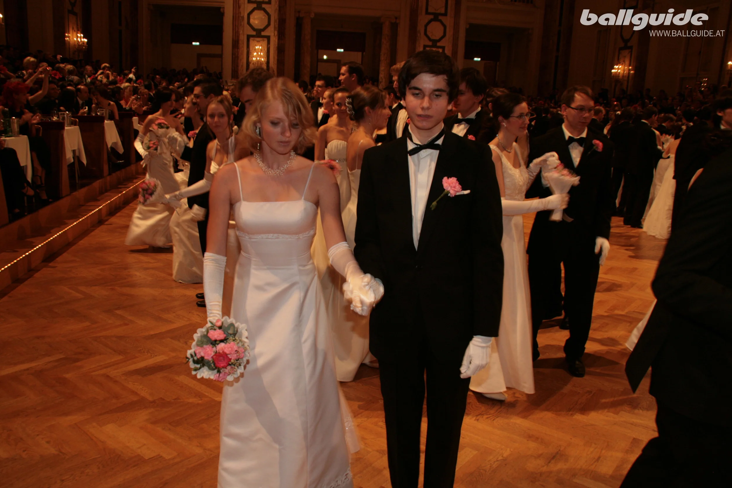 ZBBx2011xBALLGUIDEx255.jpg