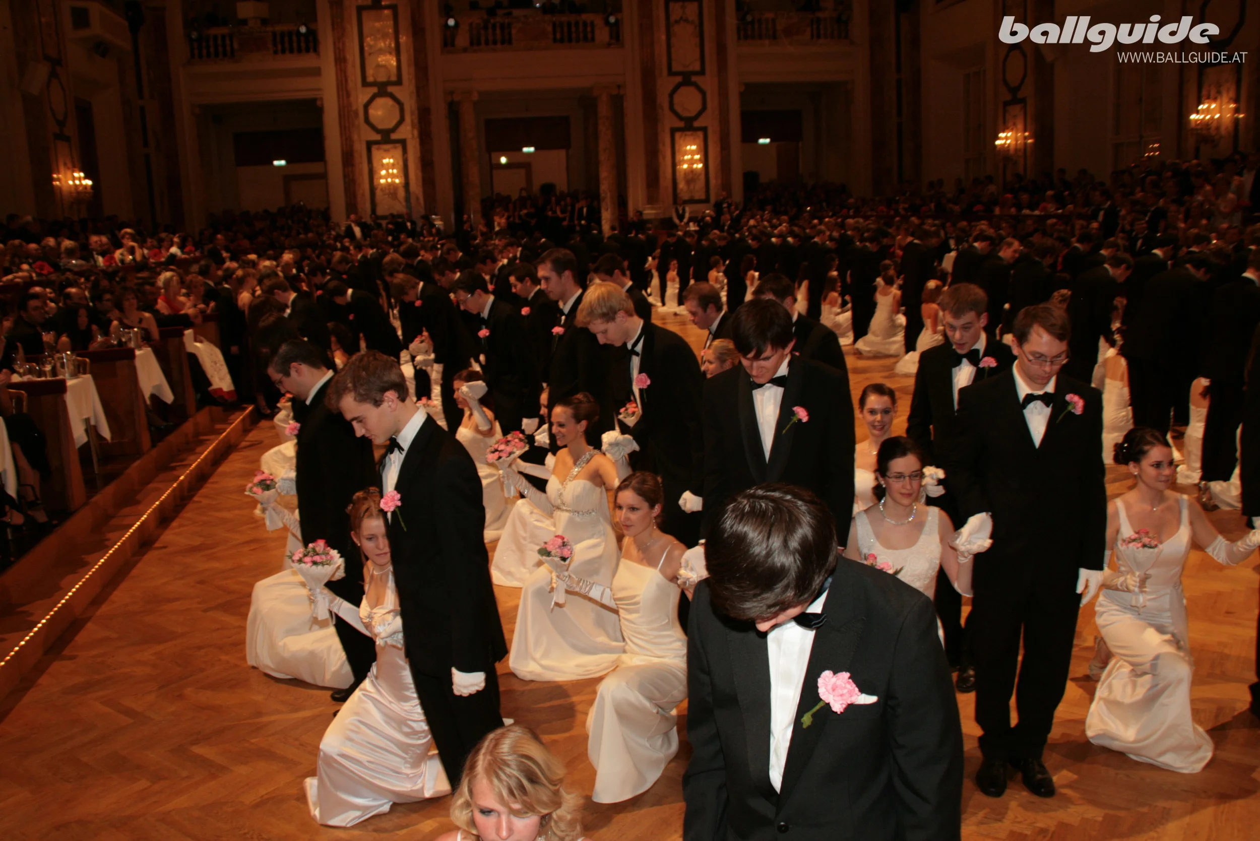 ZBBx2011xBALLGUIDEx259.jpg