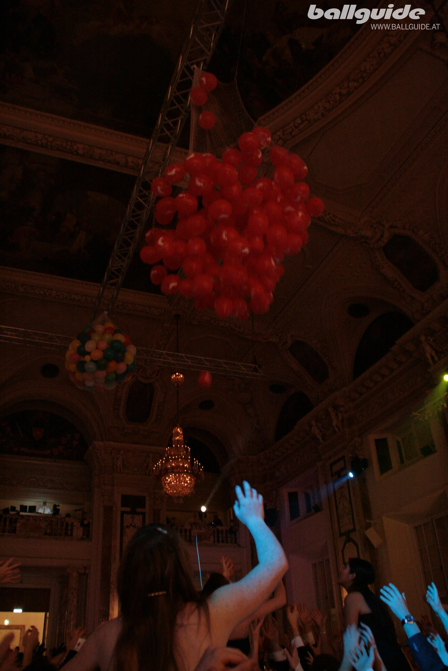 ZBBx2011xBALLGUIDEx375.jpg