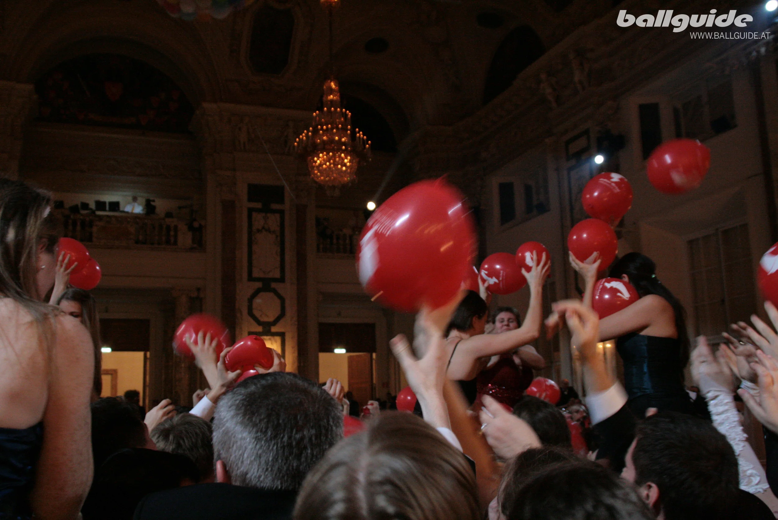 ZBBx2011xBALLGUIDEx379.jpg