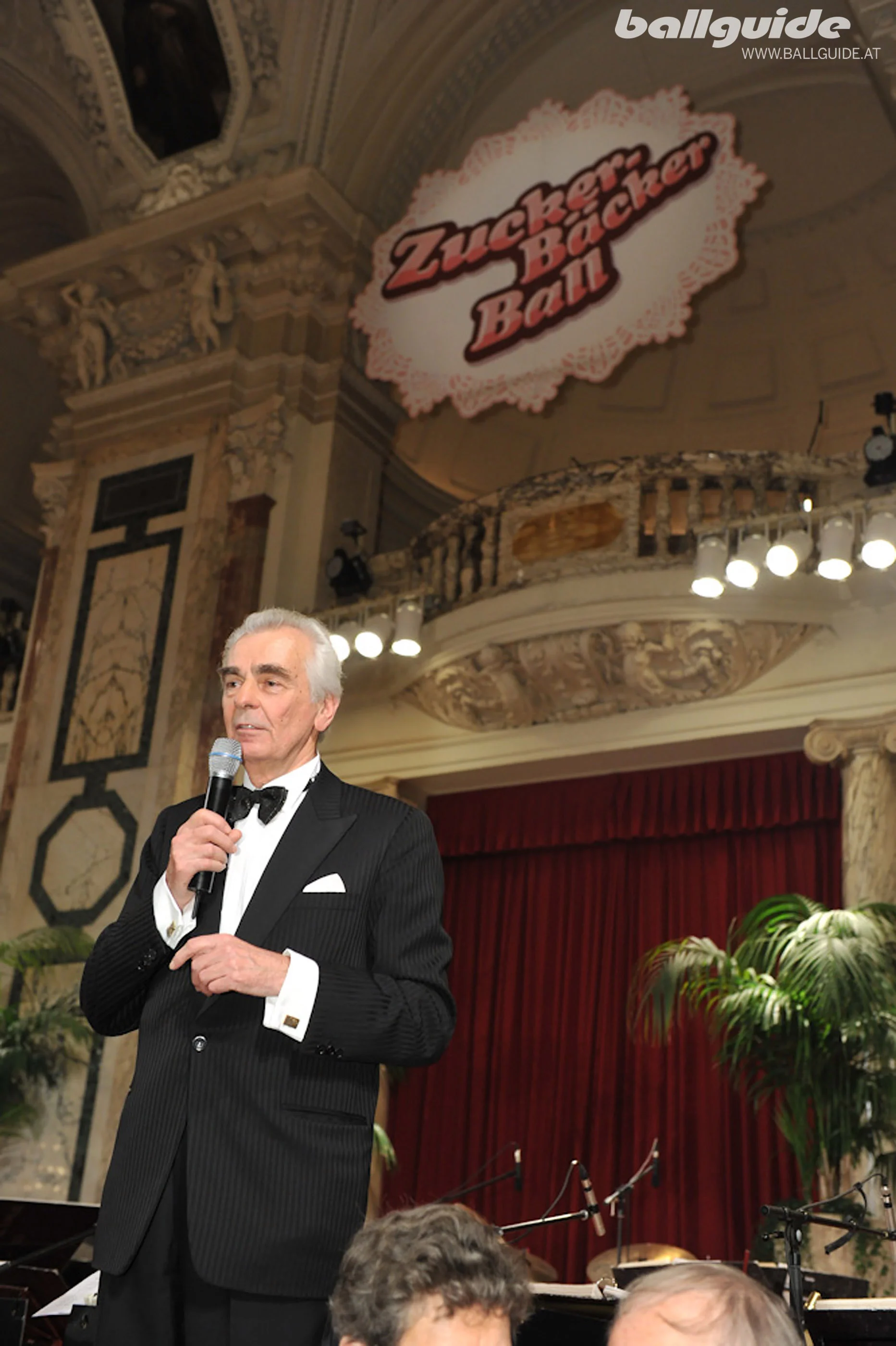 ZBBx2011xBALLGUIDEx063.jpg