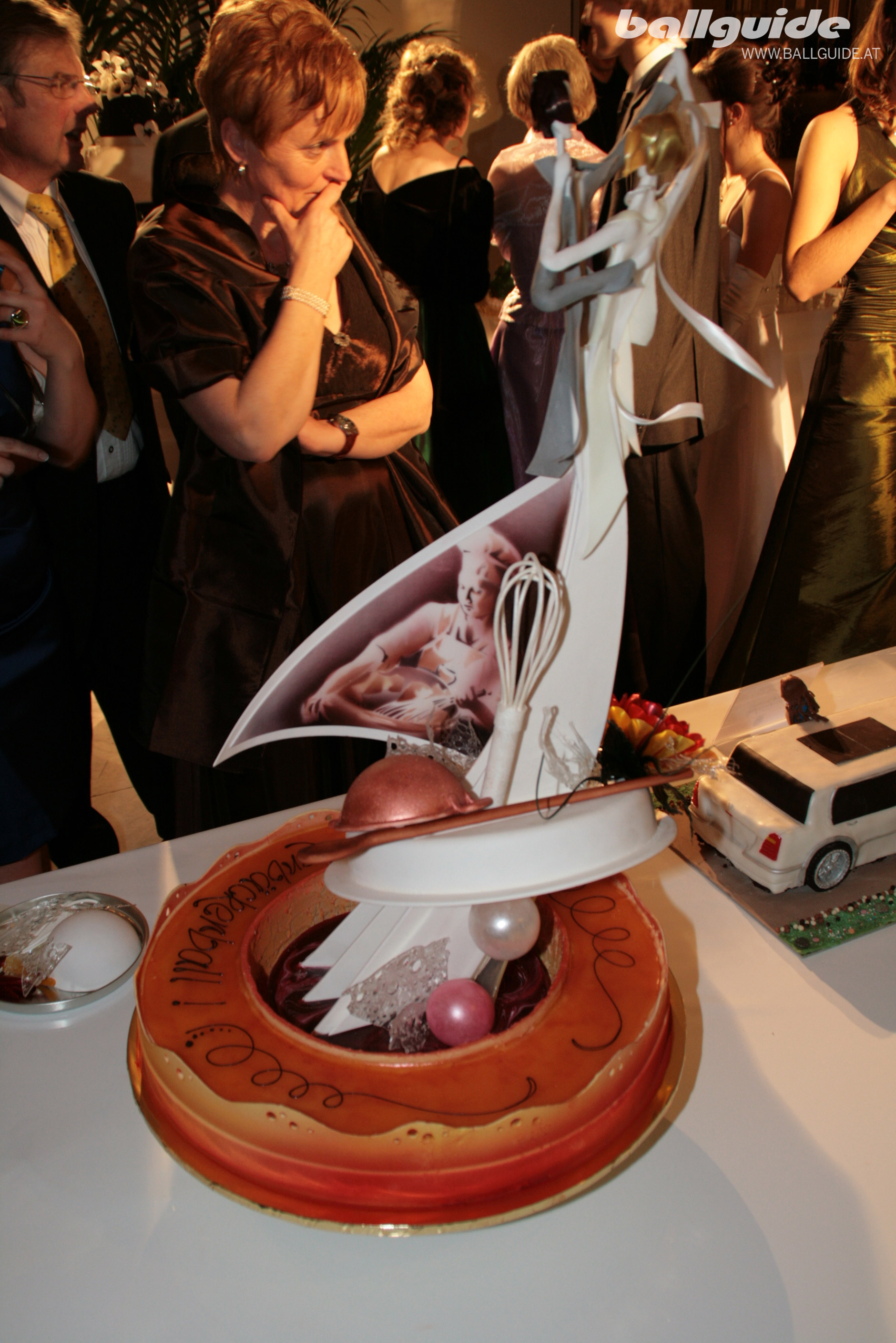 ZBBx2011xBALLGUIDEx299.jpg