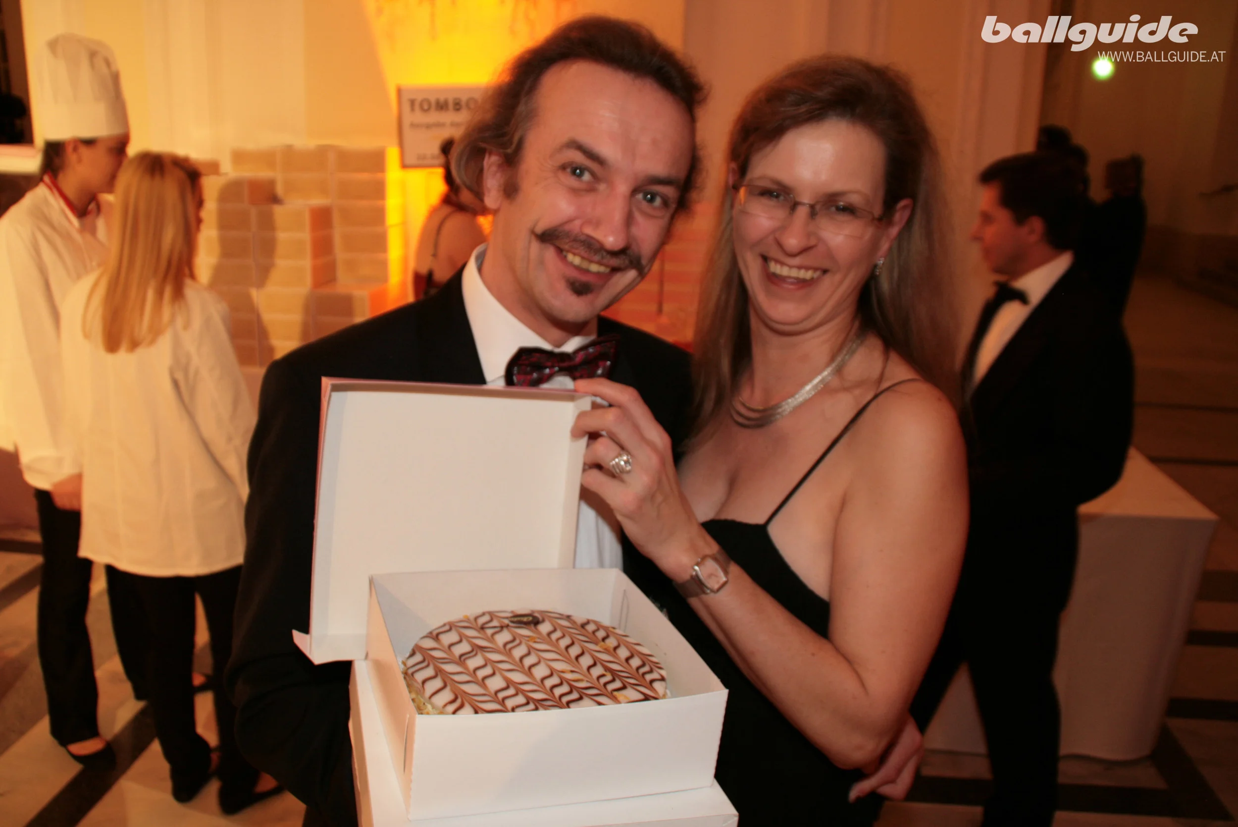 ZBBx2011xBALLGUIDEx315.jpg