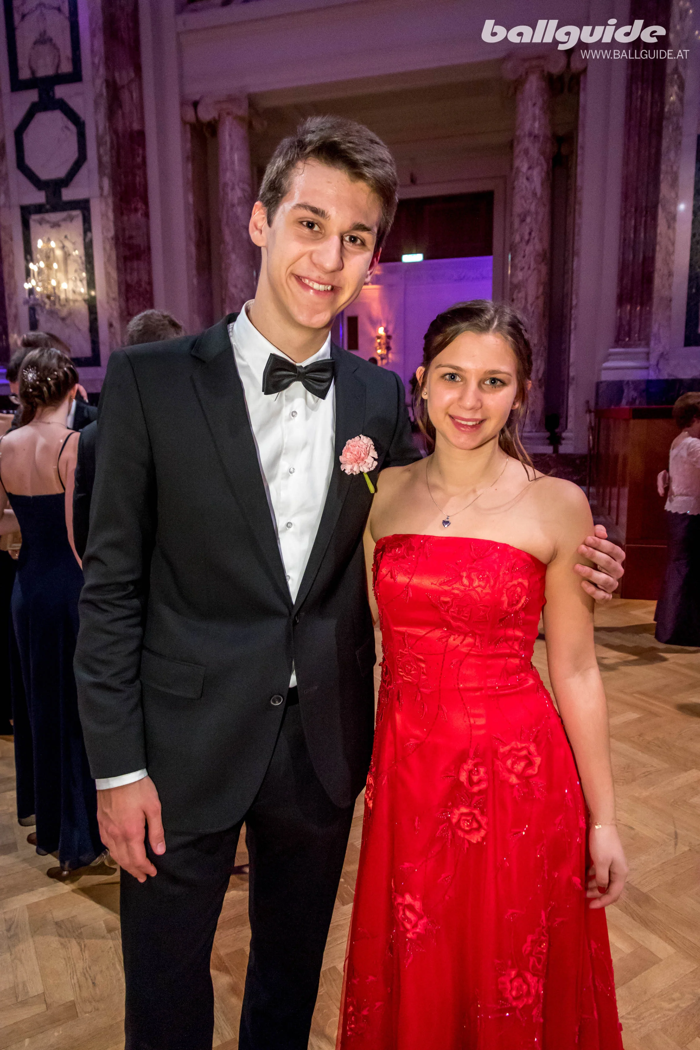 ZUCKER-15_SB_380017.jpg