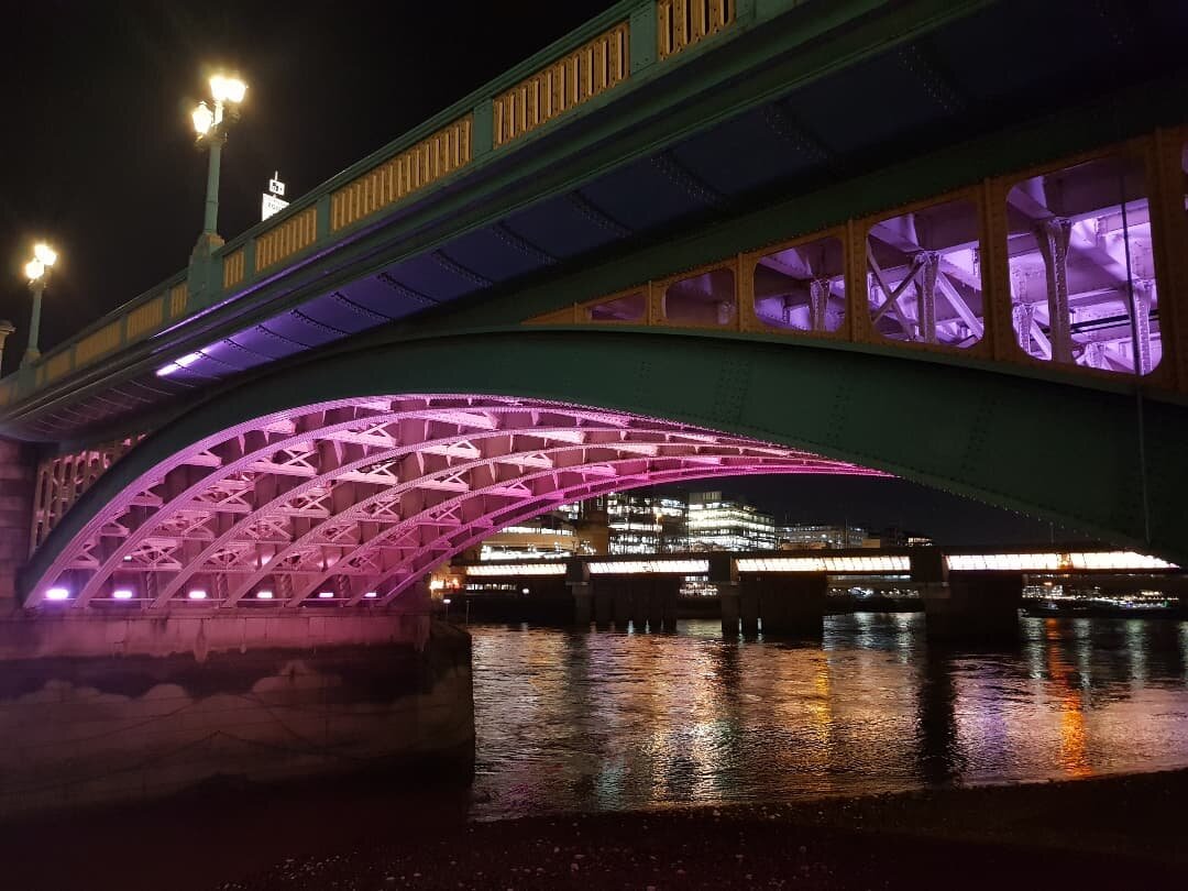 Thanks to all at the Landscape Institute London Branch for organising a great walk along the Southbank of the Thames guided by Sarah Gaventa who talked about the commission of the lighting designed by Leo Villareal for 9 of London's bridges for the I