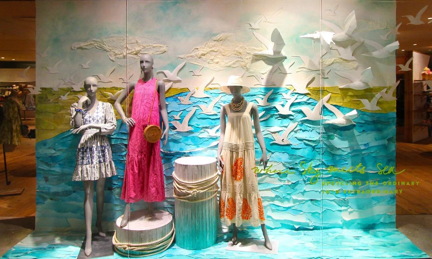 Happy #EarthDay! 🌍💙 Today, we celebrate the incredible diversity of life, and specifically  this &ldquo;Water&rsquo;s Edge&rdquo; window installation highlights the importance of preserving our our oceans and the amazing life they sustain. 

Swipe 