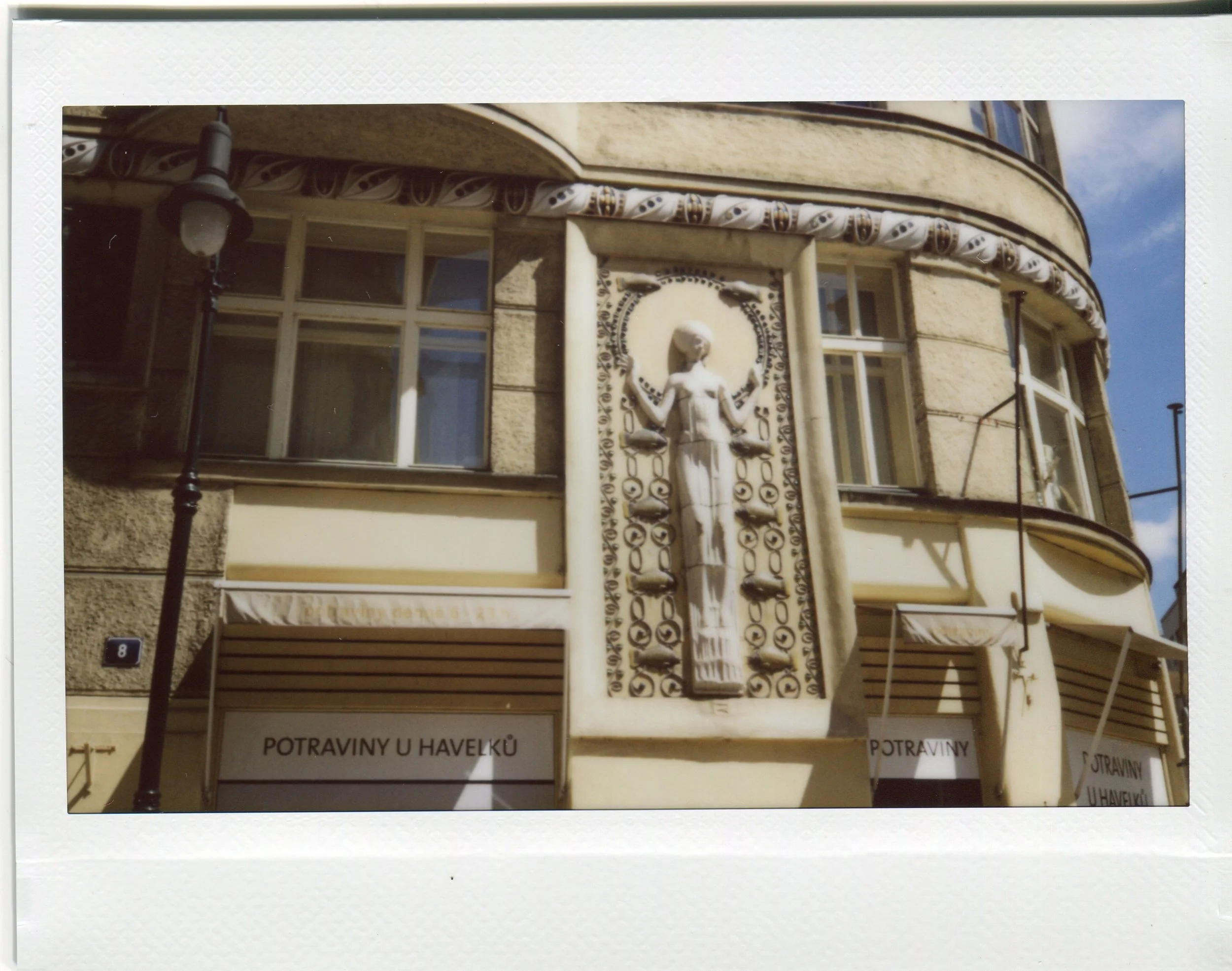 img024 copy.jpg