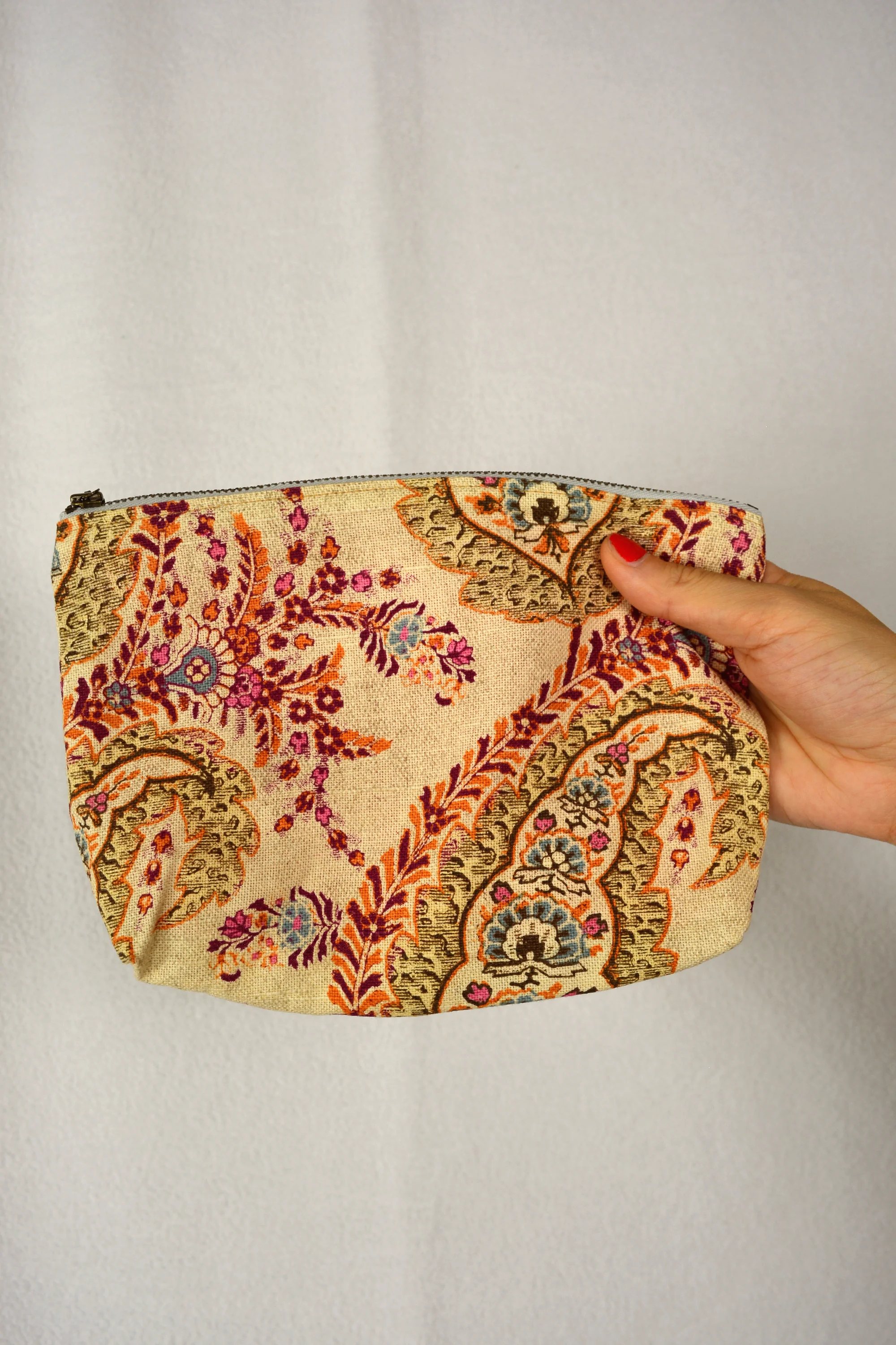 zip pouch paisley.jpg