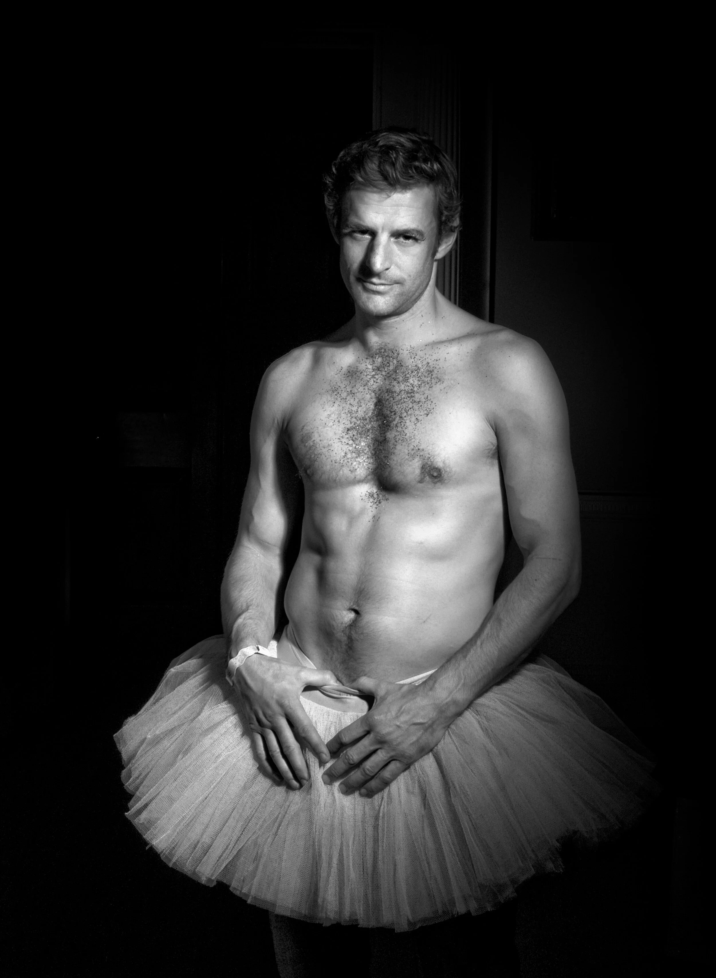 Johnny-tutu 5722-Editbw.jpg