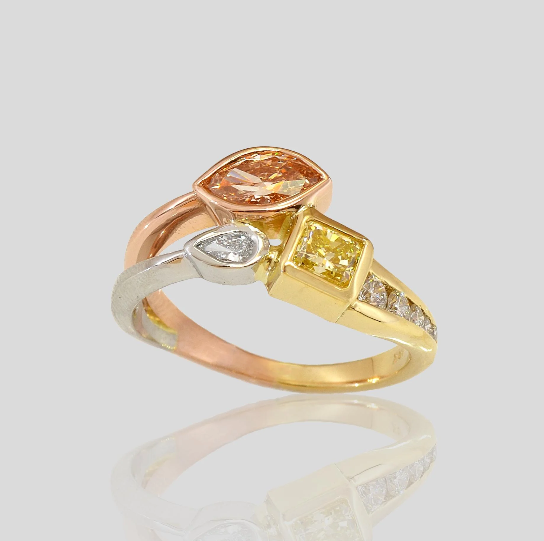 3tone with multi diamonds jpeg.jpg