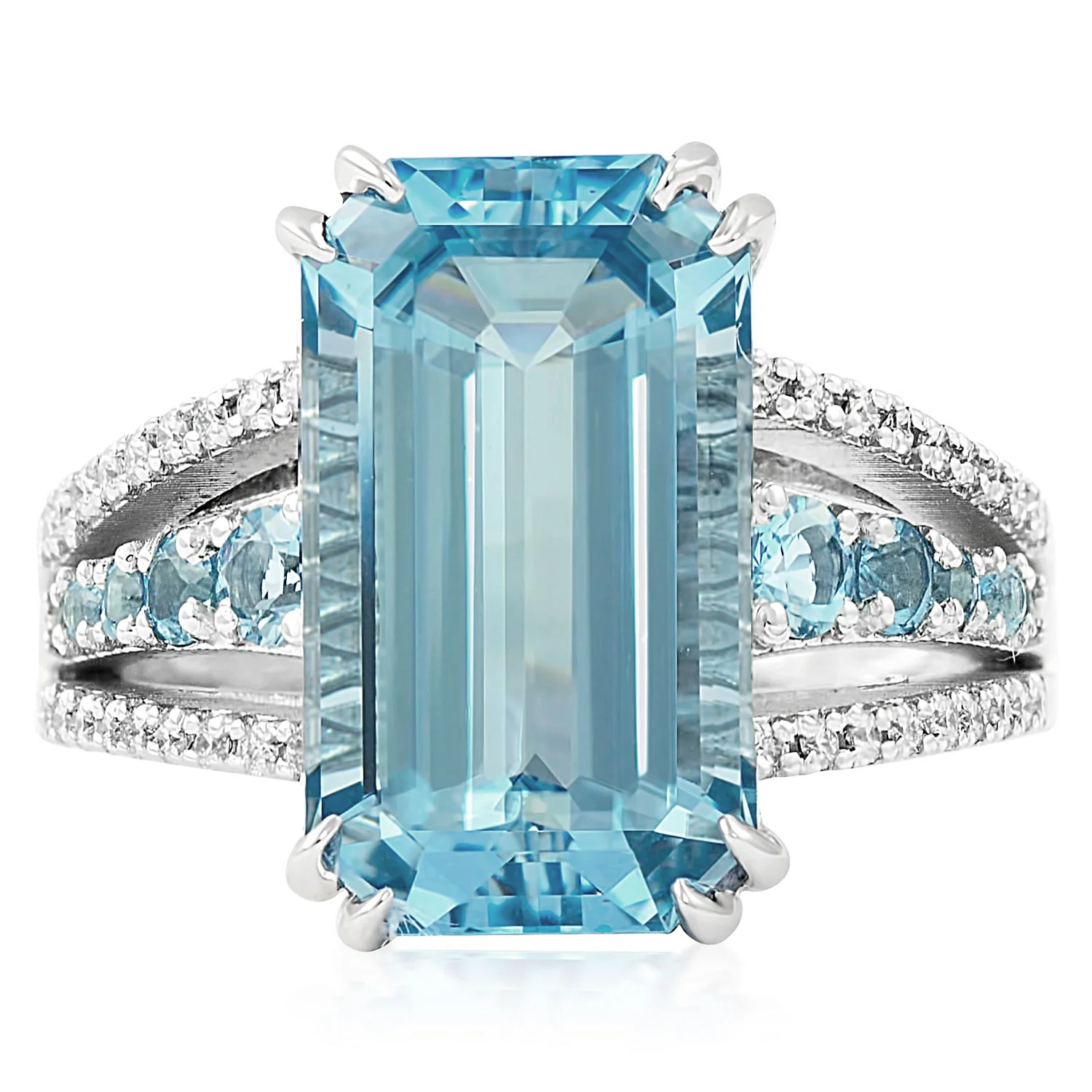 18k-White-Gold-6.52ct-Aquamarine-&-Diamond-Ring-2.jpg