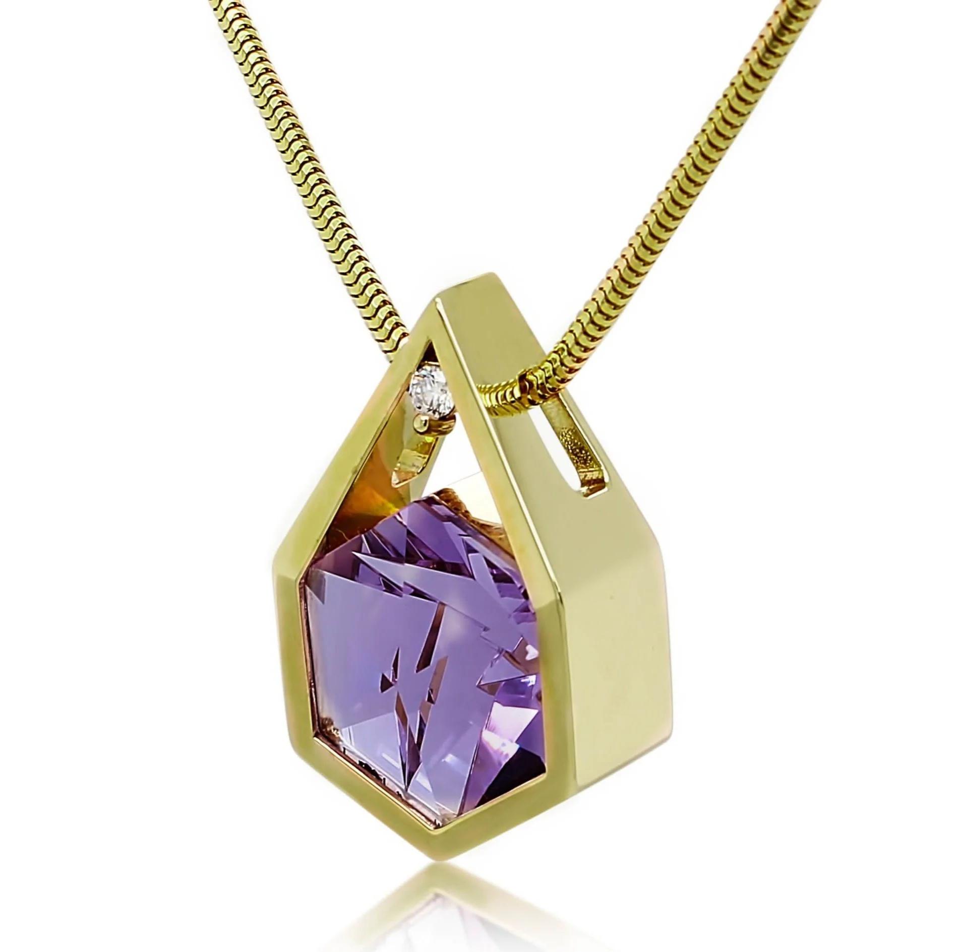 14K Yellow Gold Hexagonal Amethyst 