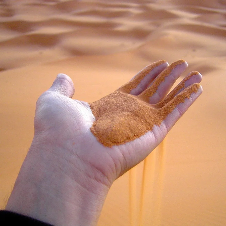 THE AKUHMA DESERT