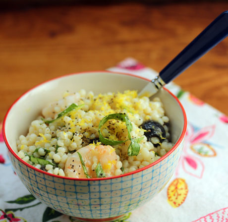 Ingredients: 4 Cups Cooked Organic Brown Rice (cook according to package) 12 Cooked Peeled and de-veined Shrimp 1 Cup Sun-dried Tomatoes, drained 2/3 Cup Sliced Kalamate Olives 1/4 Cup Fresh Lemon Juice 1/4 Cup Olive Oil 1 Tblsp Dried or 1/4 Cup Fresh Oregano Directions: Mix all ingrdients together. Can be eaten warm or cold, Enjoy! Serves: 4