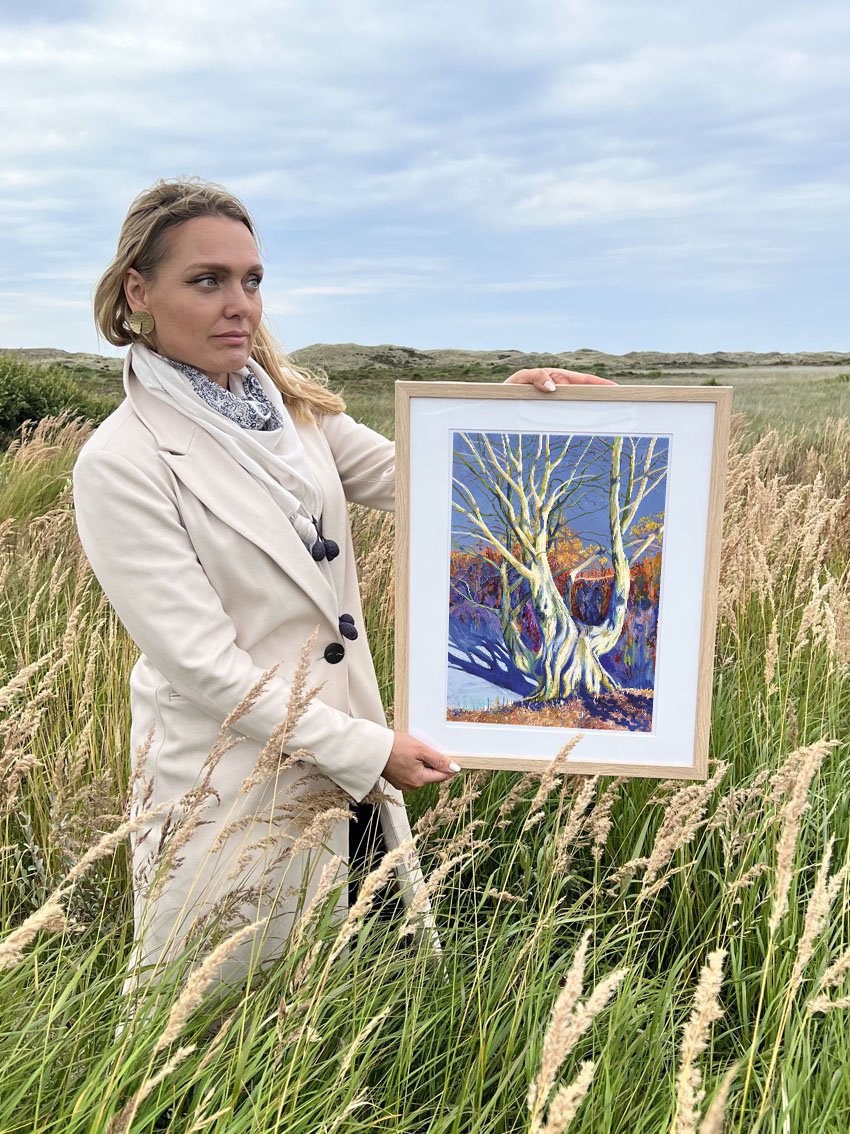 KunstPrintFrameBlueTreeLineH_RW.jpg