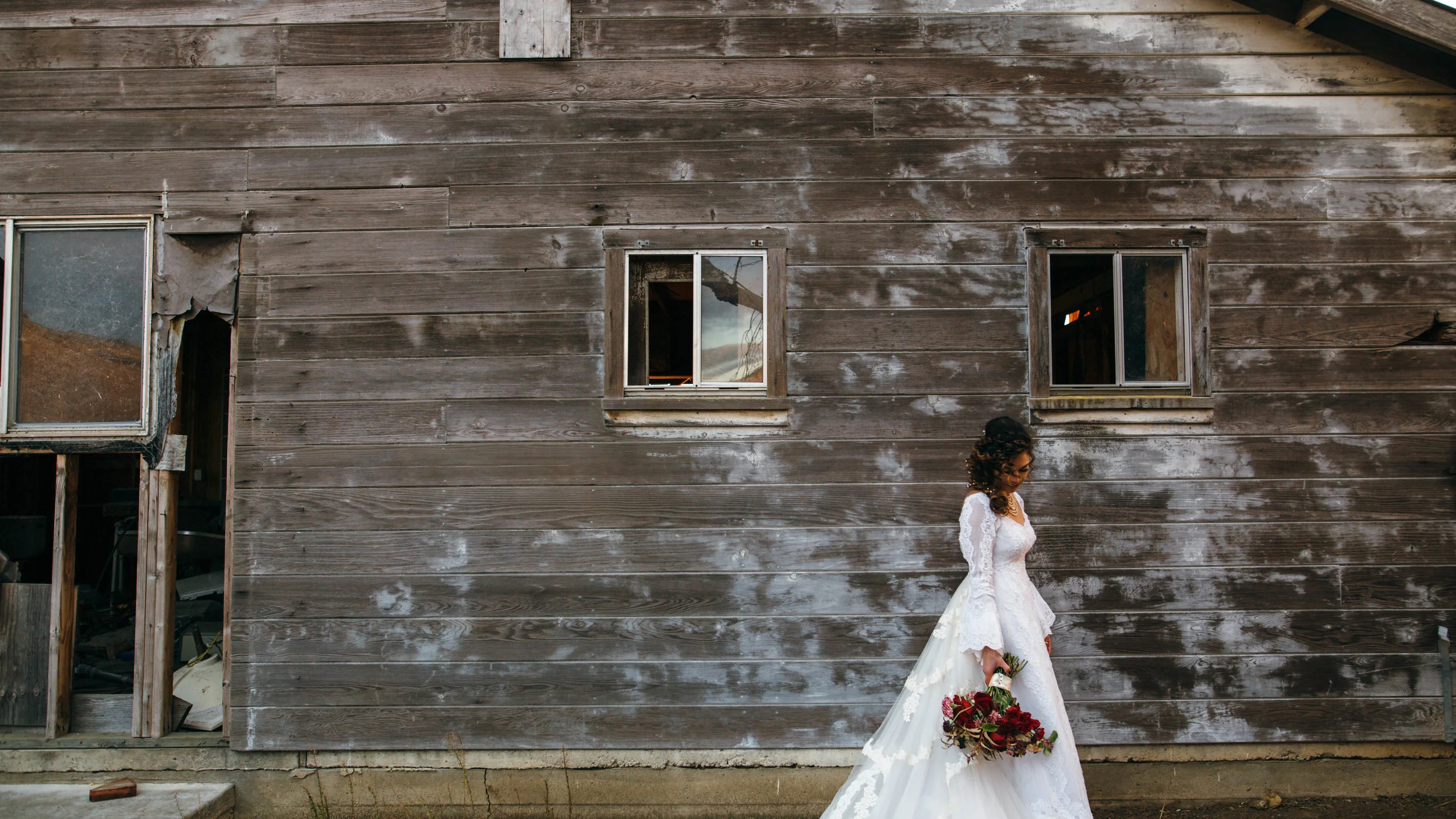 Brides + old buildings forever