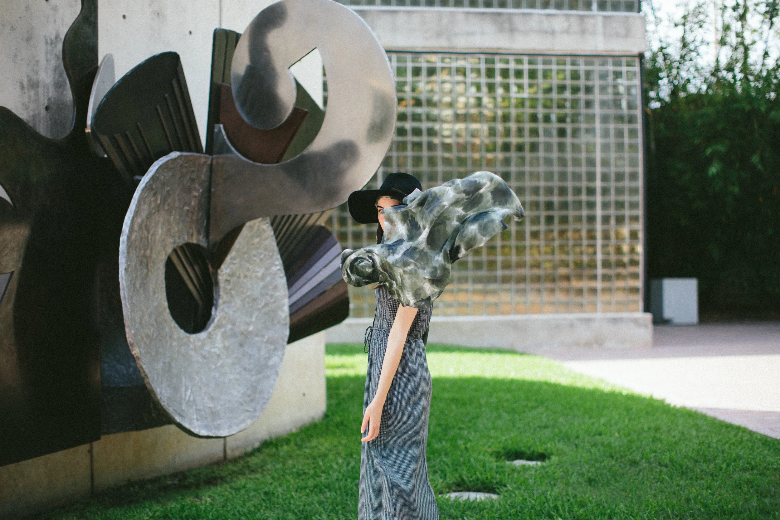 Velvet_Dust_Blur_Editorial_001.jpg