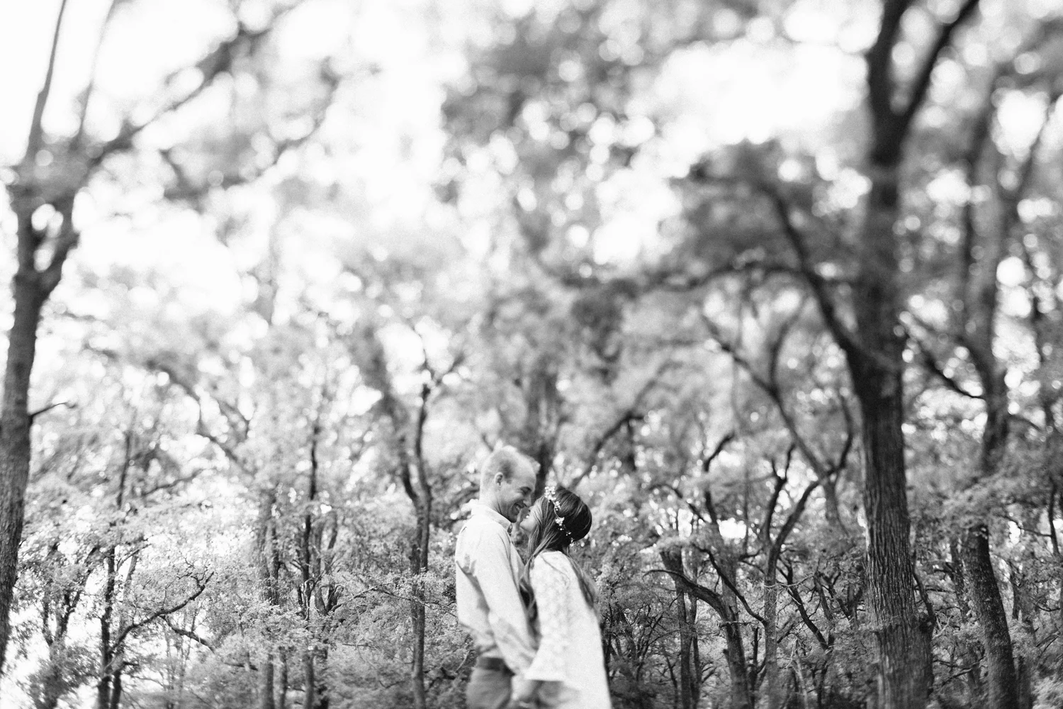 Hunter_Lene_McKinney_Falls_Engagement00009.jpg