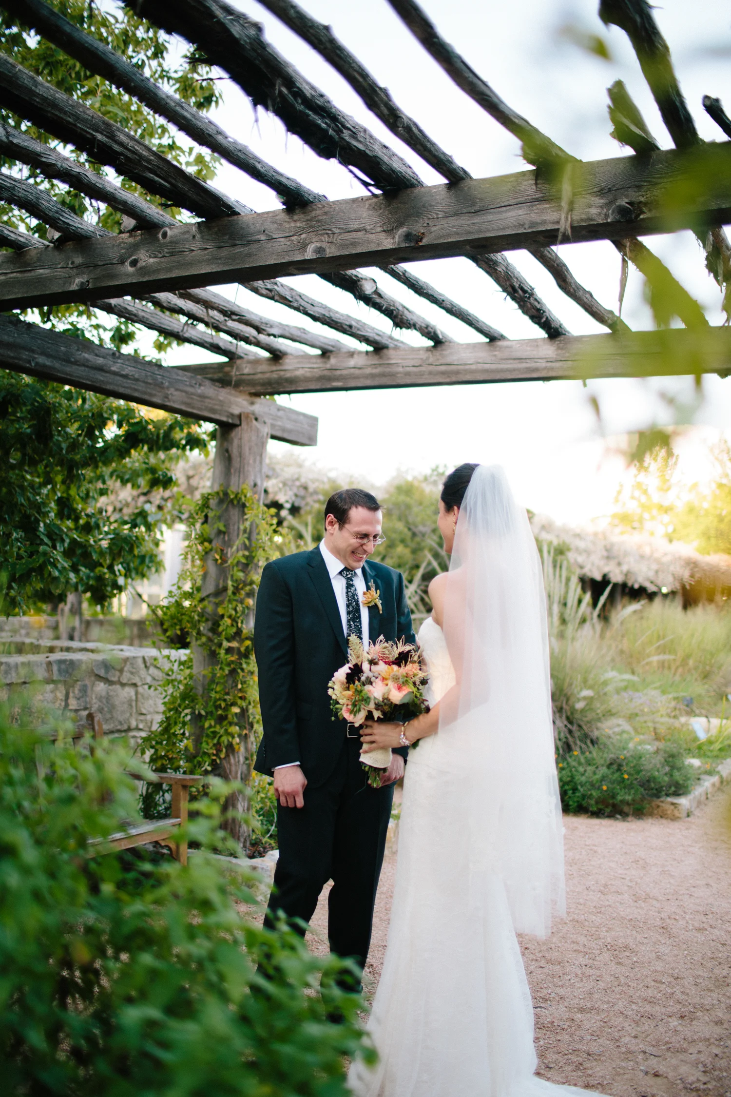 Kate_Jon_Wildflower_Center_Wedding00018.jpg