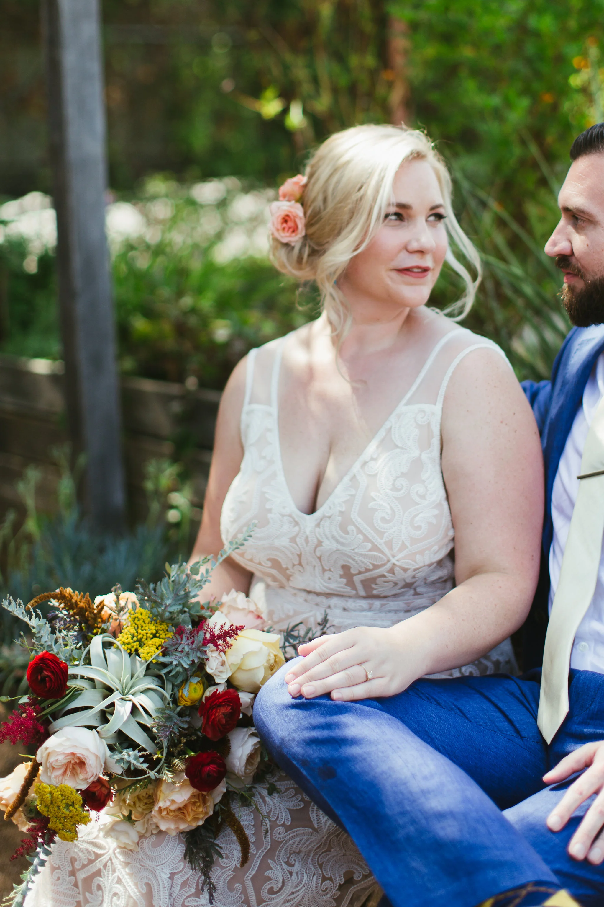 Paige-Newton-Intimate-Wedding-Photographer-Contigo-Wedding-Austin-Texas0029.jpg