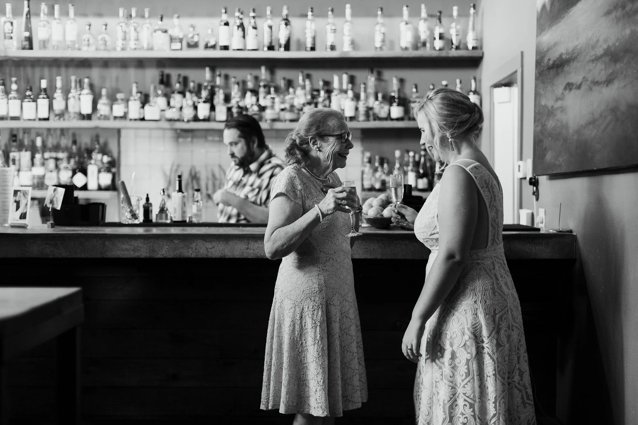 Paige-Newton-Intimate-Wedding-Photographer-Contigo-Wedding-Austin-Texas0046.jpg