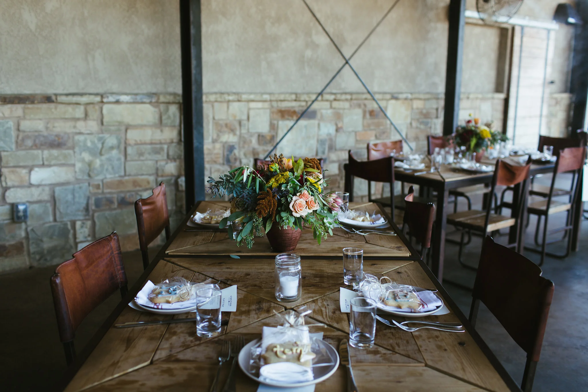 Paige-Newton-Intimate-Wedding-Photographer-Contigo-Wedding-Austin-Texas0103.jpg