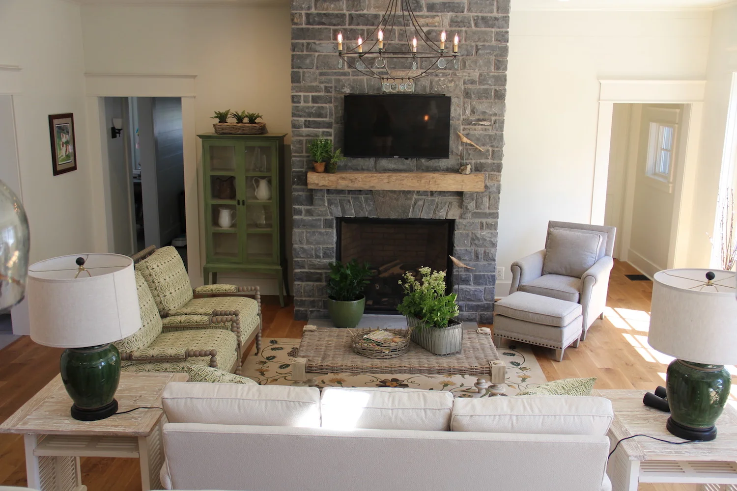 capevincent-living2.JPG