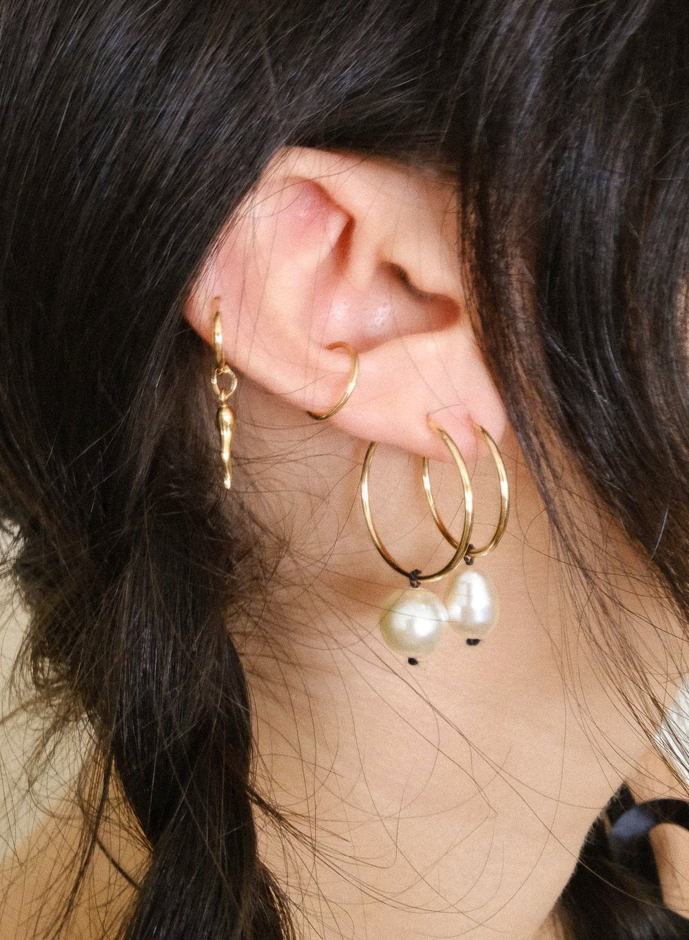 DELICATA PEARL HOOPS — Ventrone Chronicles