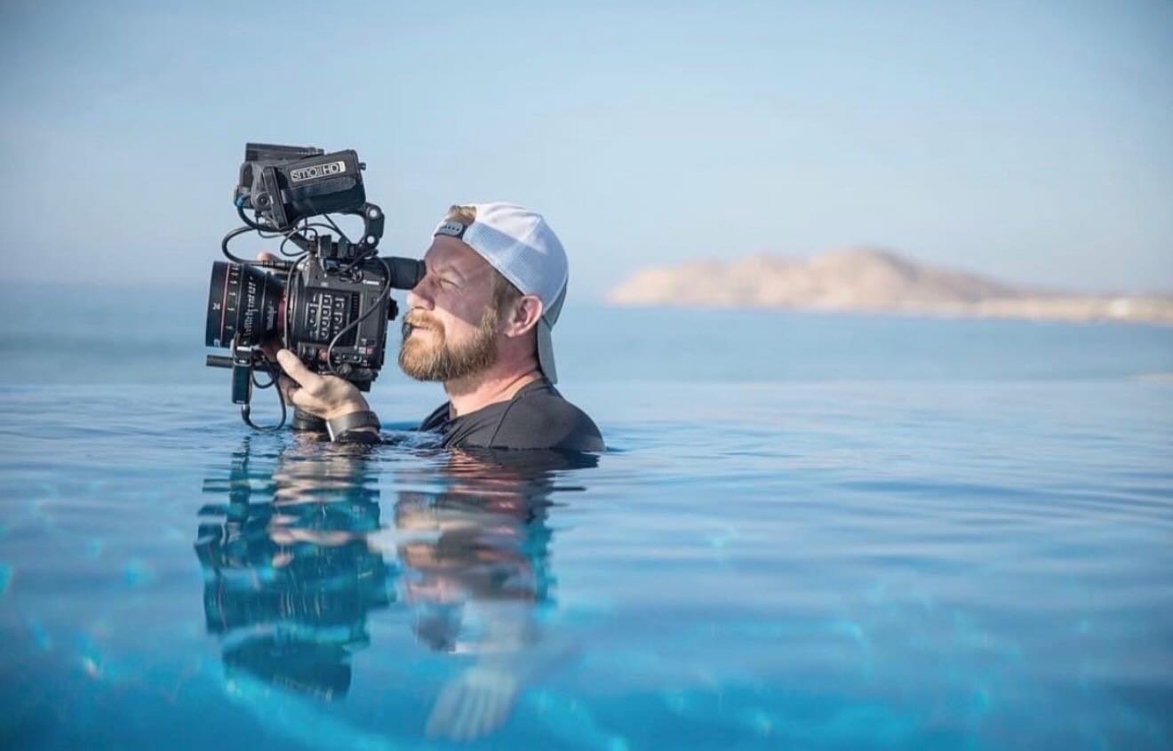 Insurance got me covered. Throwback to Los Cabo&rsquo;s! ☀️ 🤙🏼
.
.
📸 @garybogdon