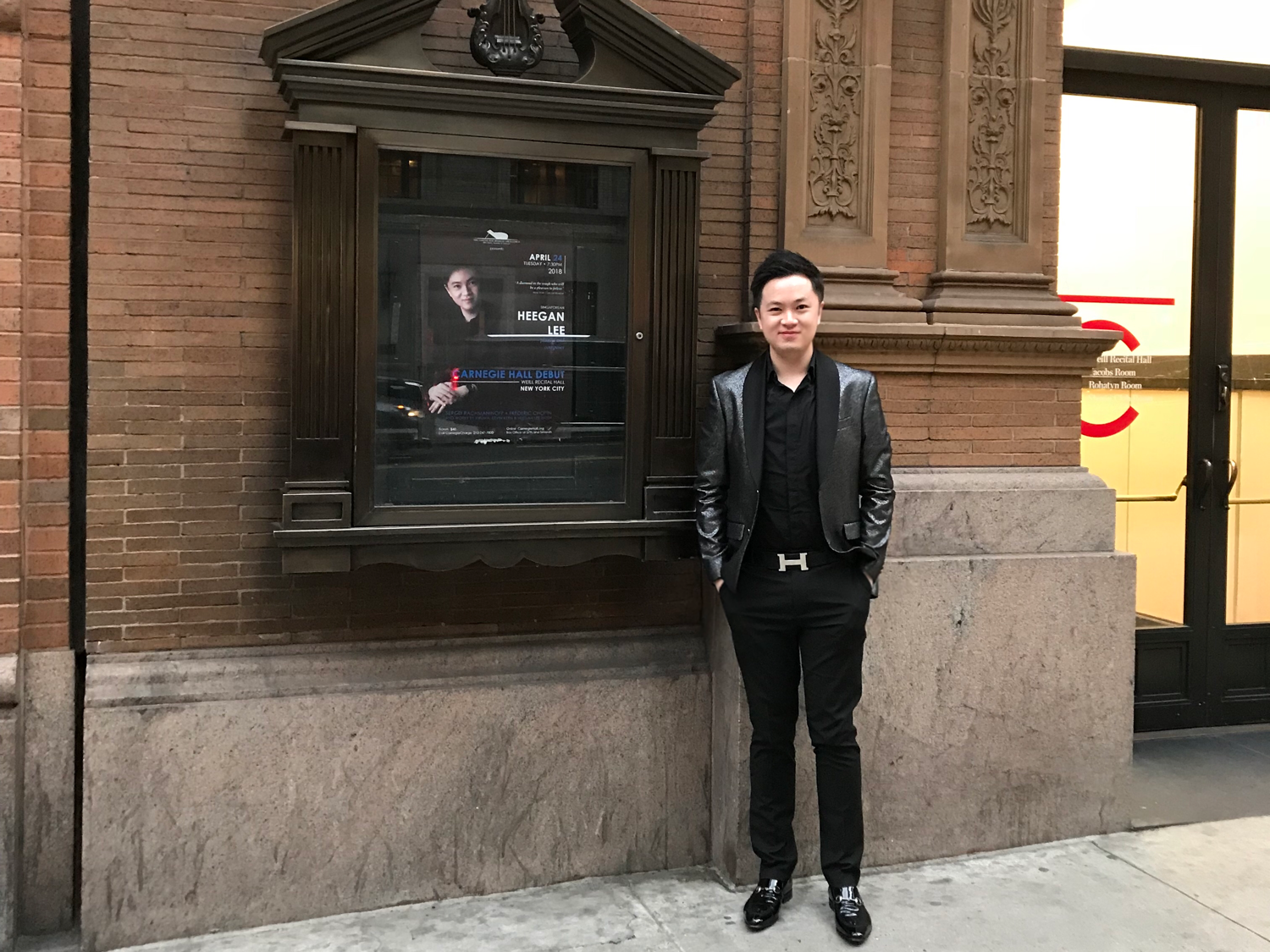 Outside Carnegie Hall.PNG