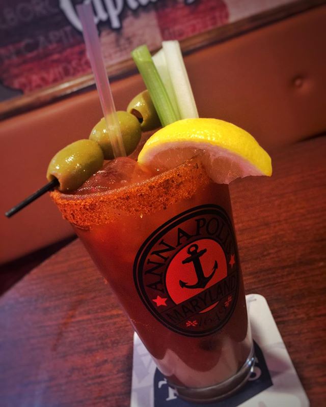 ✨Come get your drink on with our 2 for 1 bloody mary/mimosa special til 1pm! Start your NYE weekend out right! ✨