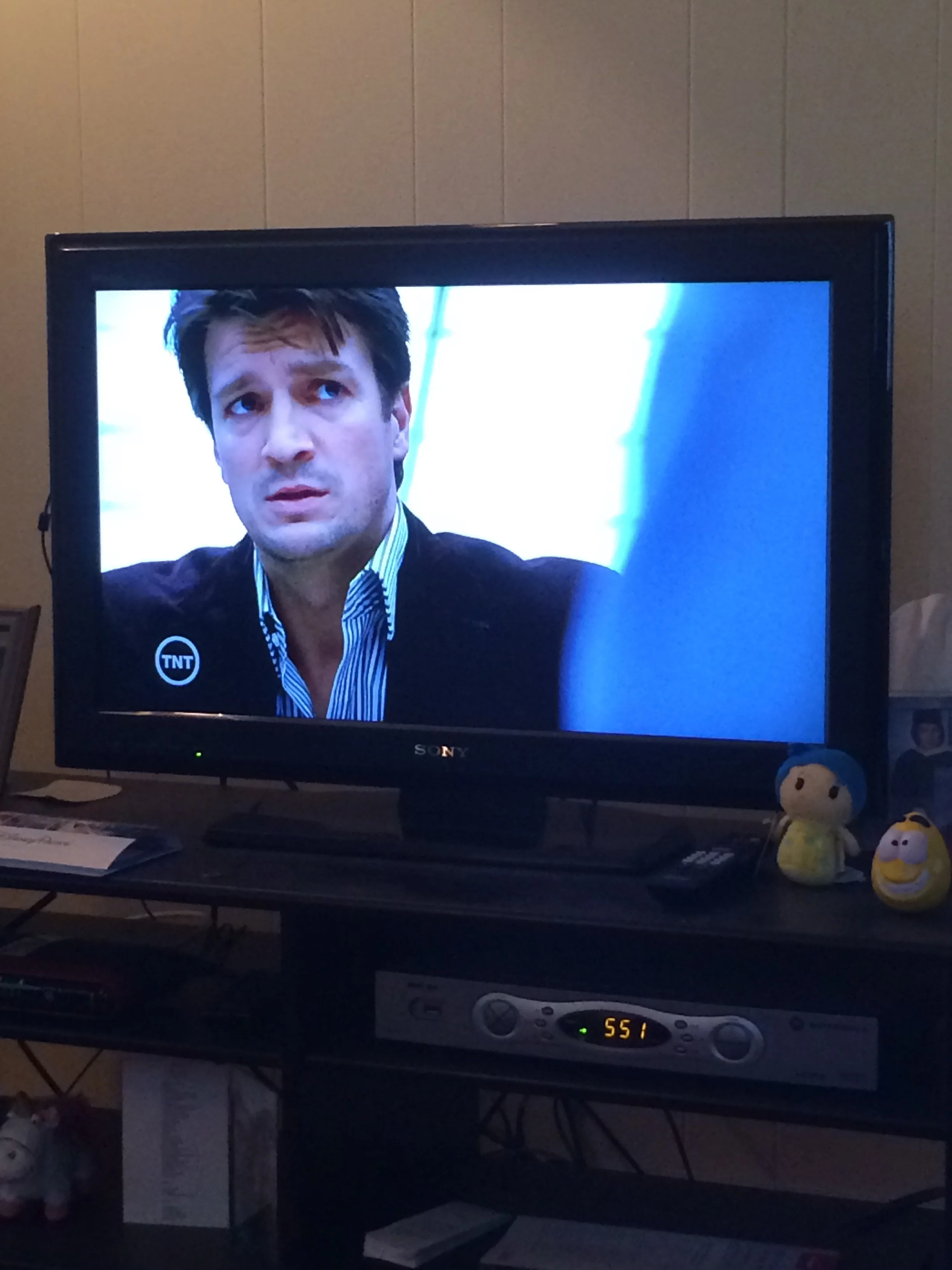 Thank god TNT has approx. 6 hours of Castle reuns on every night!