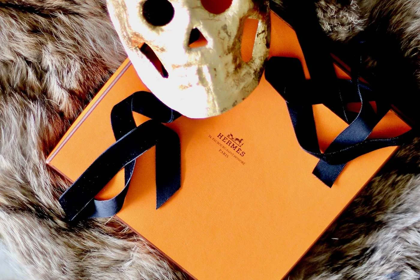 Gilded &amp; Gory: How to Create a Glamorous Halloween