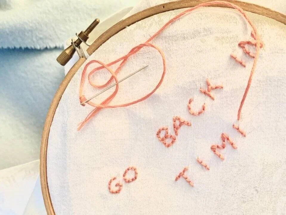VIDEO: These DIY Icebreaker Napkins Will Get Your Guests to Talk to Each Other