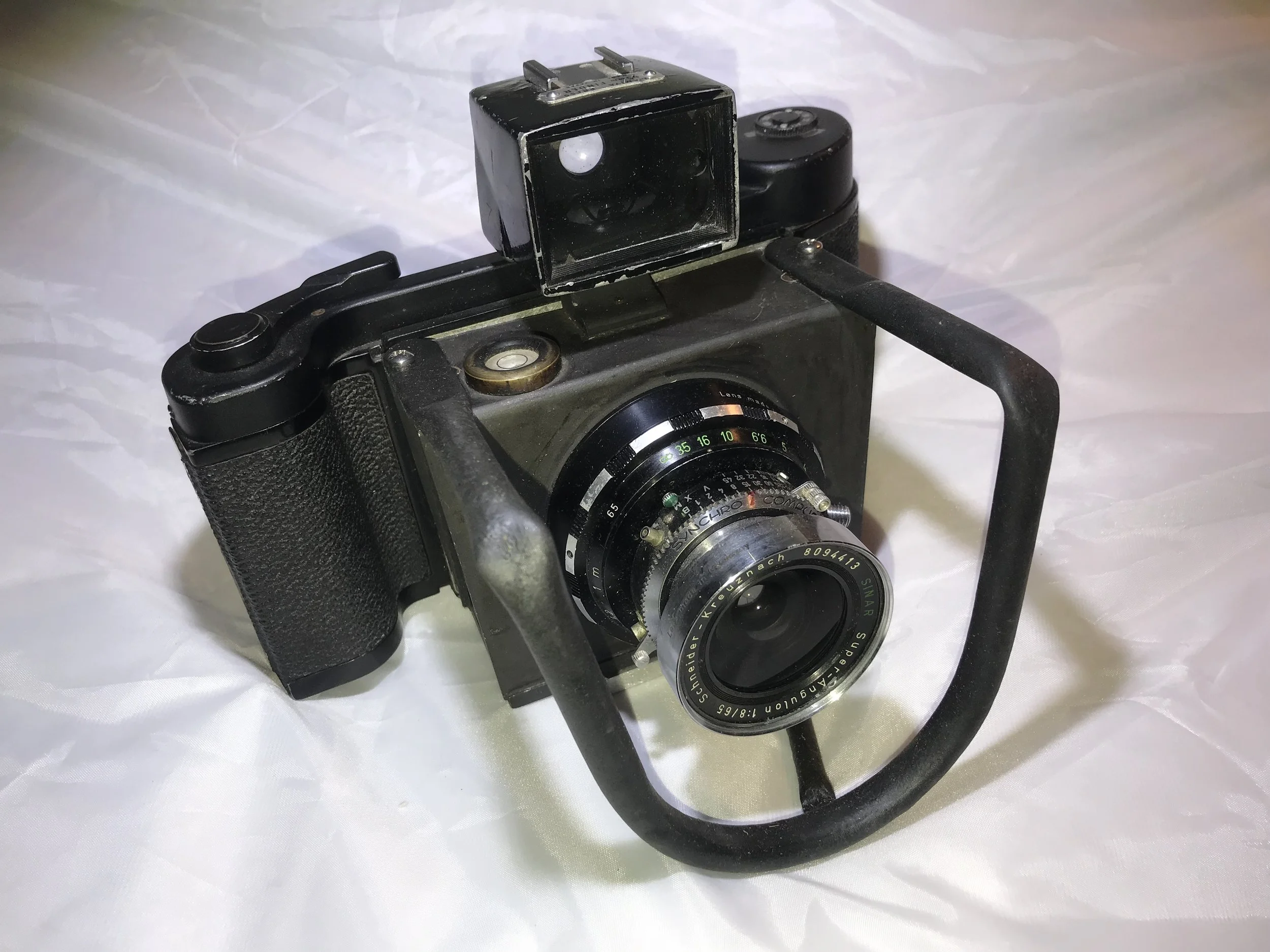 Lynch's kit-buit camera: Schneider lens and Mamiya 6x9 film back.
