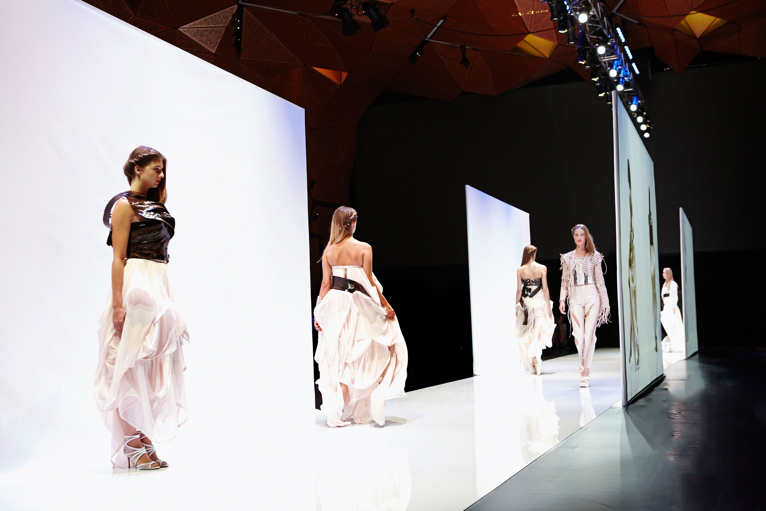 UTS-Fashion-Show-2014-Boris-Bresil-07.jpg