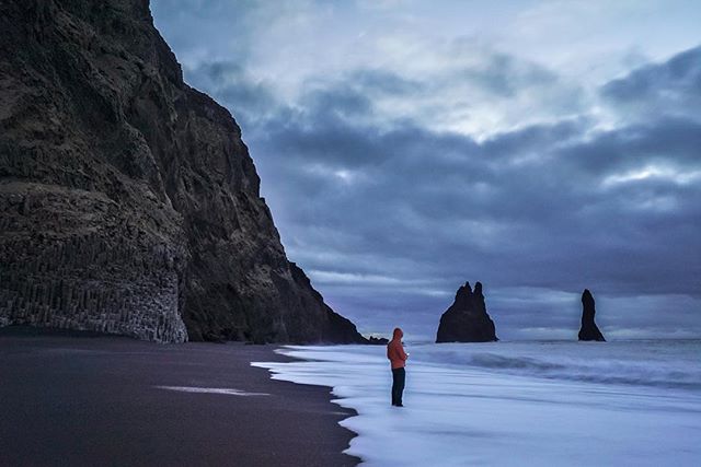 The day I almost got swept away by the erratic waves #Iceland #icelandair #absoluteiceland #everydayiceland #blackbeach #ig_iceland #mystopover