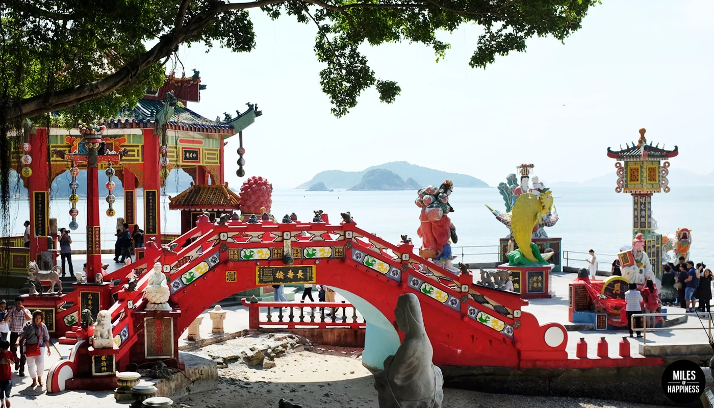 HKOffBeatenTrack_Shrine.jpg