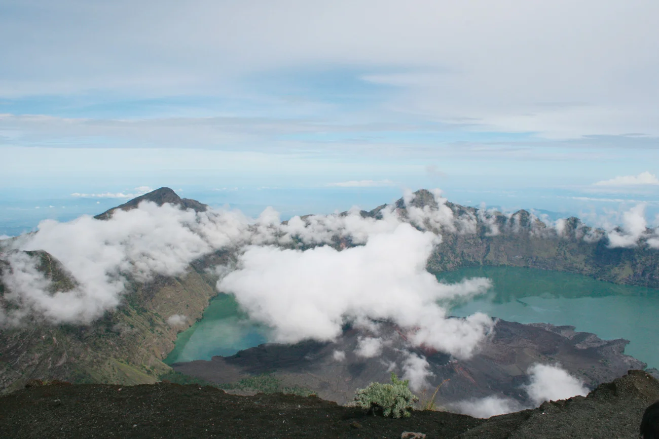 An epic volcano hike: Trekking Mt Rinjani