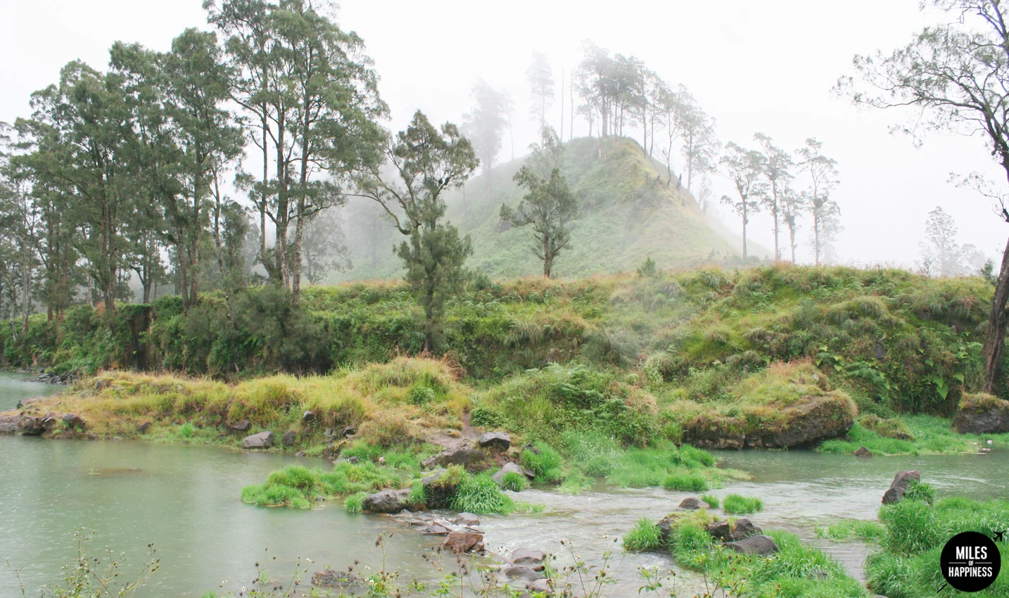 An epic volcano hike: trekking Mt Rinjani