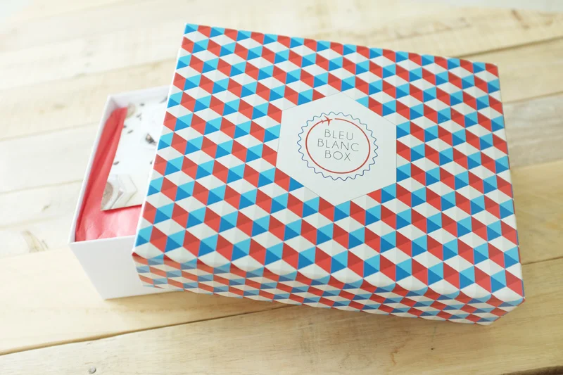 Giveaway : French treats in a Box!