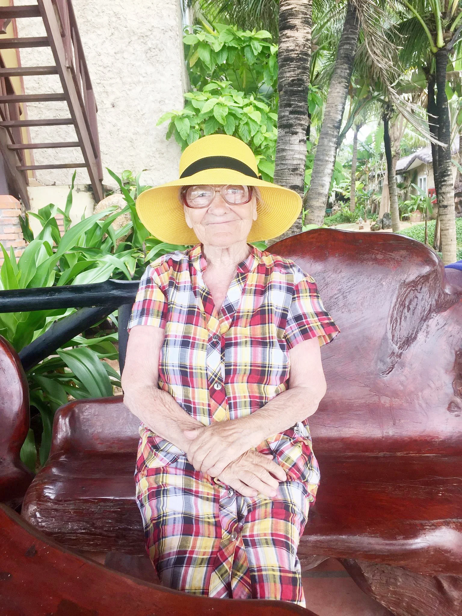 Meet the 89-years-old globetrotter gran who just can't stop traveling