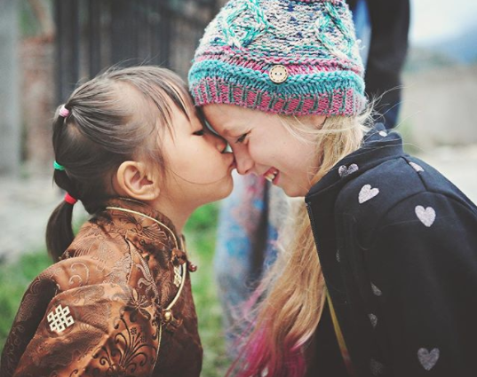 10 Instagrammers who will inspire you to travel with kids : @Kirtsylarmour