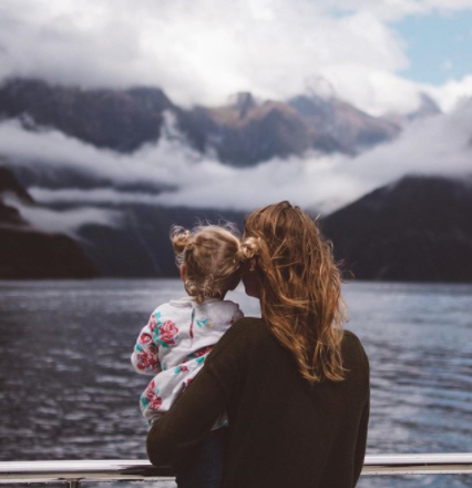 10 Instagrammers who will inspire you to travel with kids : @Hikingtheglobewithkids