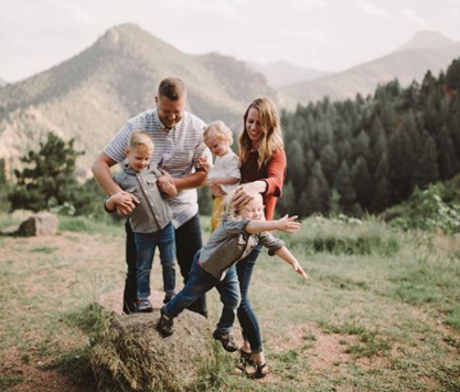 10 Instagrammers who will inspire you to travel with kids : @Hikingtheglobewithkids