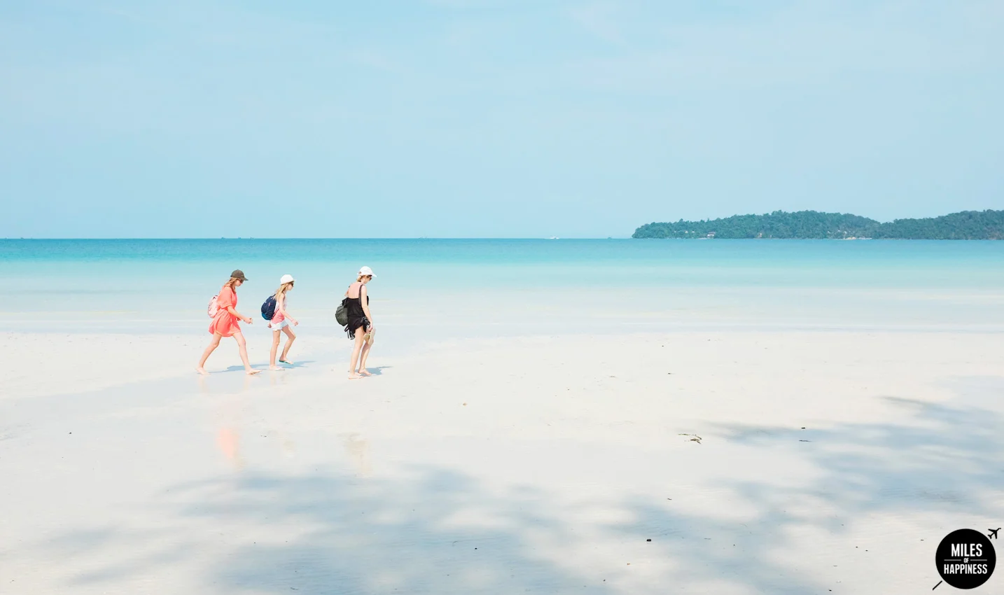 Cambodia's Paradise Island : A Complete Guide to Koh Rong Samloem