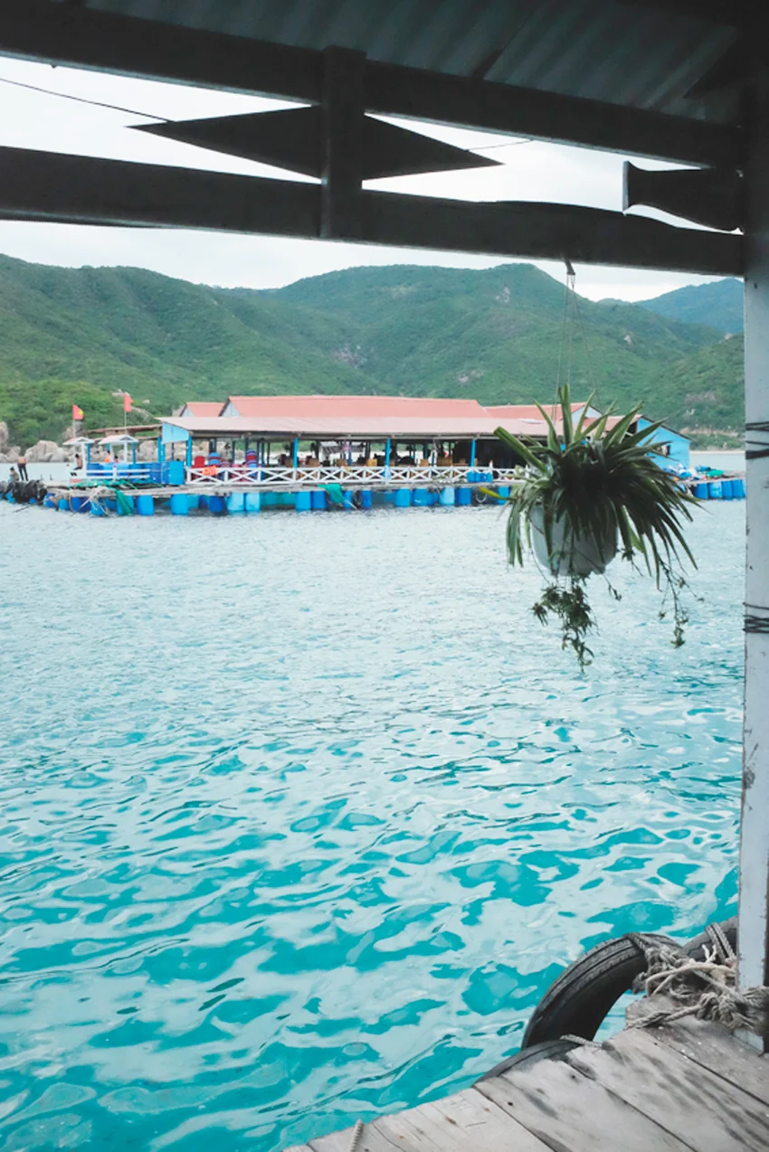 Wonderful Vietnam: Driving on the Vinh Hy-Binh Tien Pass